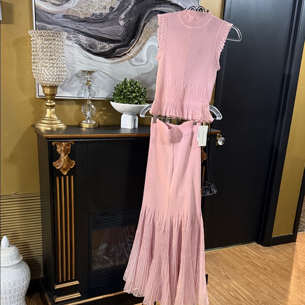 NWT Commense Skirt Top Set